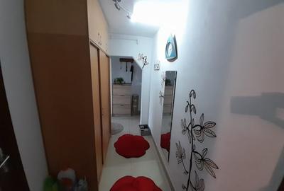 Apartament cu 2 camere semidecomandat, mobilat în Decebal - 12