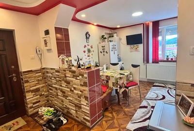 Vand apartament 3 camere cf.1 !! - 2