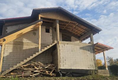 Casă cu 3 camere în Nisipoasa - 1