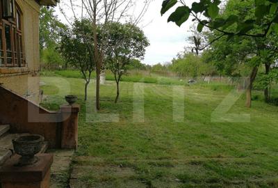 Teren intravilan de vanzare, 1800 mp, cu casa demolabila, zo - 2