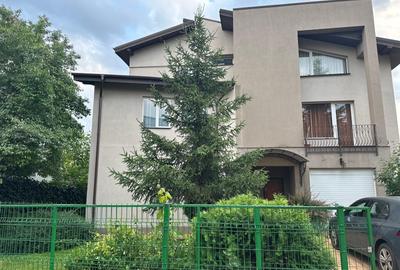 Casă individuală cu 8 camere cu Canalizare în Iancu Nicolae - 2