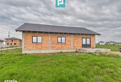 Casă cu 4 camere cu Teren 684 Mp în Zimandu Nou - 13