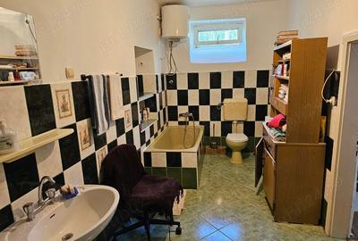 Casă cu 4 camere cu Teren 1450 Mp în Liebling - 9