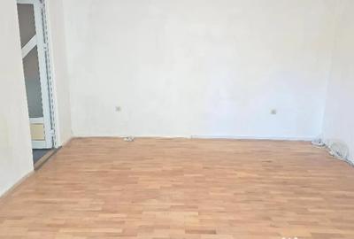 Apartament cu 3 camere semidecomandat în Ultracentral - 2