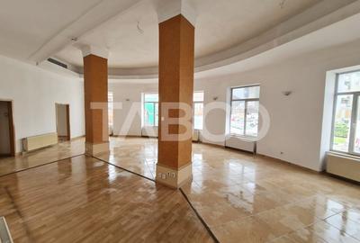 Spatiu comercial de inchiriat in centrul Municipiului Sebes - 11
