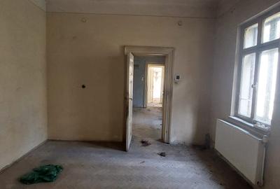 Universitate, Ultracentral, Tudor Arghezi,2 apartamente  in vila, curte, parcare - 7