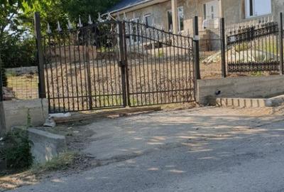 Casă cu 4 camere cu Teren 1300 Mp în Blăjani - 3