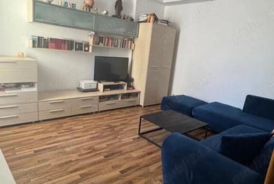 Apartament cu 3 camere la vila cu curte propre ,stadion Letea Bacau - 1