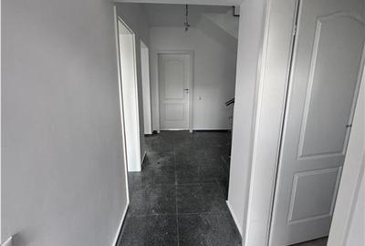 Casă individuală cu 6 camere cu Teren 340 Mp în Prelungirea Ghencea - 10