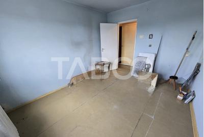 Apartament decomandat de vanzare 50 mpu balcon etaj intermediar lift - 4