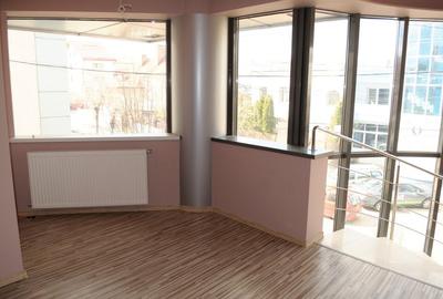 Spatiu comercial central stradal pretabil clinica medicala - 3