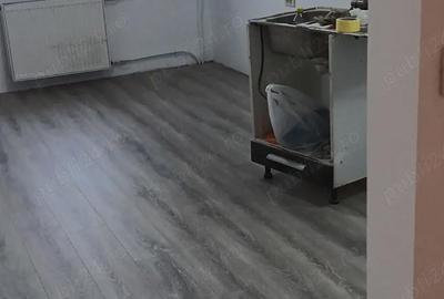 Apartament cu 3 camere decomandat în Iosia