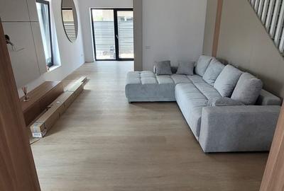 Duplex cu 4 camere cu Canalizare în Titan - 8