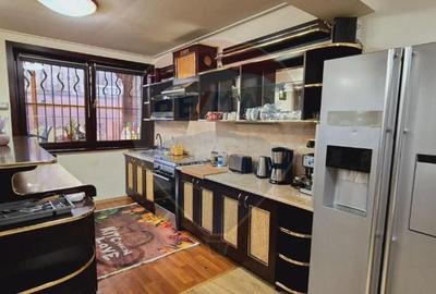 Hotel/pensiune 21 camere vanzare in Prahova, Sinaia, Ultracentral - 17