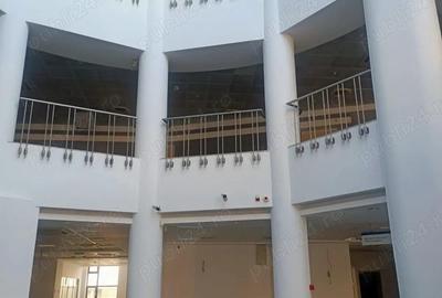 Spatiu comercial ultracentral in Ploiesti - pentru inchiriere - 2