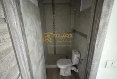 Apartament cu 4 camere decomandat în Tătărași