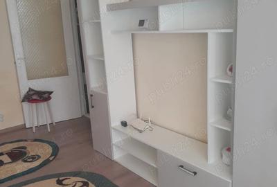 Inchiriez apartament doua camere Inchiriez apartament doua camere - 2