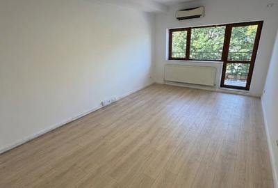 Casă individuală cu 13 camere cu Teren 321 Mp în Lacul Tei - 6