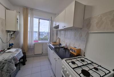 INCHIRIERE-APARTAMENT 3 CAMERE-DECOMANDAT-PODU ROS - 9