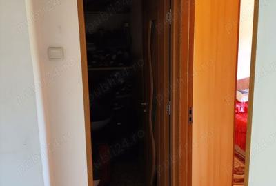 Vand Apartament spatios 4 camere - 3