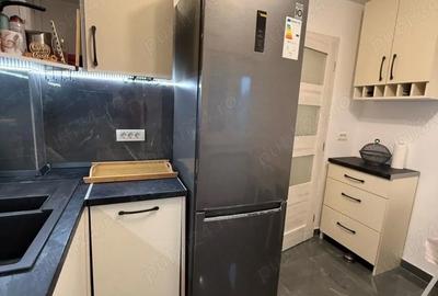 Apartament cu 3 camere decomandat, mobilat în Central - 1