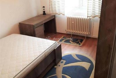 Apartament cu 3 camere decomandat în Central - 4