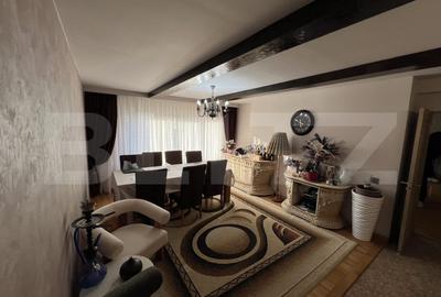 VILĂ deosebita cu piscina si panorama spre padure - 1