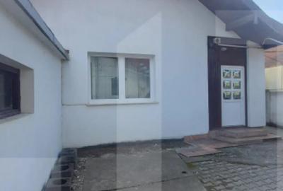 Casă cu 3 camere în Ciucului - 10