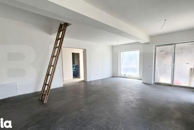 Casă cu 4 camere cu Teren 500 Mp în Corunca