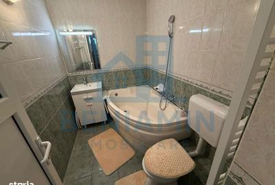 Apartament cu 3 camere decomandat în Florilor - 6