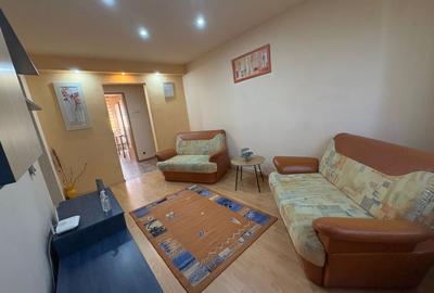 Apartament, 3 camere, decomandat, 64 mp, Cartier Craiovita, Zona Orizont - 2