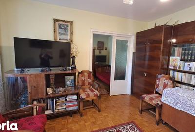 Apartament cu 3 camere semidecomandat în Decebal - 10