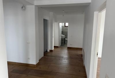 Casă individuală cu 6 camere cu Canalizare în Dumbrăvița - 3