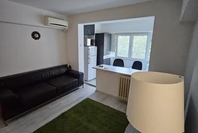 Apartament 3 camere, decomandat, ultracentral, Magheru - 4