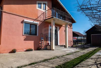 Casă cu 4 camere cu Teren 700 Mp în Afumați - 2