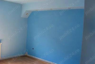 Casă cu 4 camere cu Teren 1040 Mp în Central