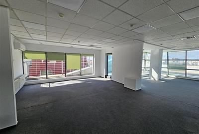 Birou, de 160 mp, în Romană - 2