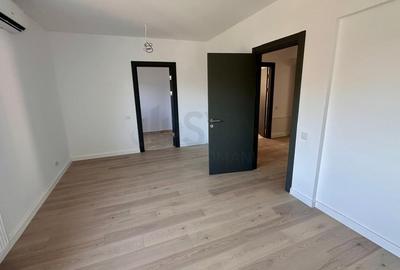 Casă individuală cu 5 camere cu Canalizare în Central - 10