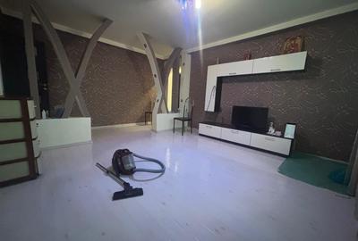 Apartament cu 3 camere semidecomandat, mobilat în Drumul Taberei - 1