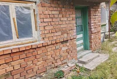 Casă cu 5 camere cu Teren 200 Mp în Potigrafu - 2