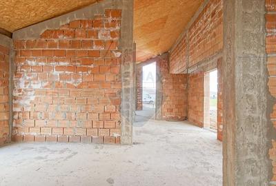 Casă cu 3 camere cu Teren 357 Mp în Hărman - 10