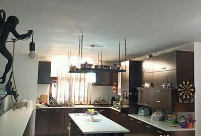 Casă cu 5 camere cu Teren 330 Mp în Bragadiru - 2