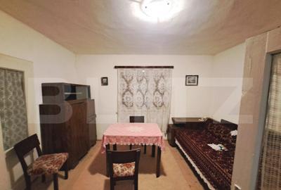 Casa de vanzare, 5 camere, teren generos de 1.290 m2, zona - 8