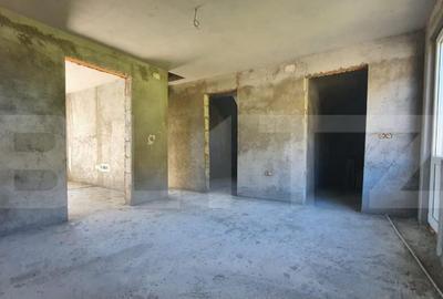 Casa P+M de aprox.140 mp, cu 10 ari livada de pomi si 1,5ari - 8