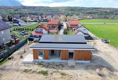 Casă individuală cu 4 camere cu Canalizare în Tohanu Nou - 24