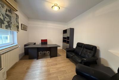 Vila cu piscina interioara, mobilata, langa British School - 15