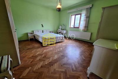 Casă cu 3 camere decomandat cu Canalizare în Central - 12