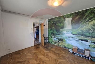 Apartament cu 3 camere decomandat în Titan - 2