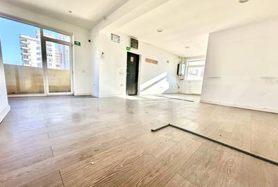 Spatiu de inchiriat, 66 mp, zona Cetate - 10