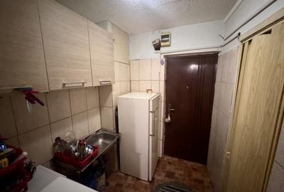 Garsoniera de vânzare | Strada Lacramioarei - 4